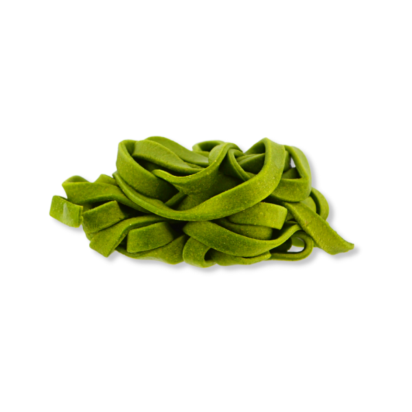 Green tagliolino pasta spinach